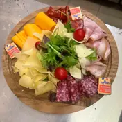 Tagliere di salumi e formaggi